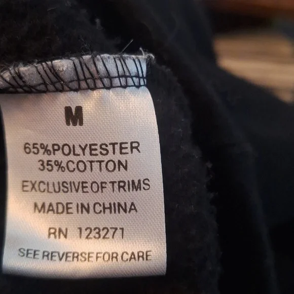 Orange Kiss Black Sweatshirt W/Butterfly, Hooded with Tie.      Size Med - Picture 9 of 9